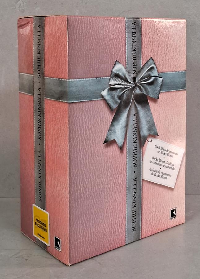 Box S Kinsella 3 Livros 1 – Sebo & Livraria Box Becky Bloom com 3 livros de Sophie Kinsella pela Editora Record. Humor, romance e consumismo nas primeiras aventuras da divertida protagonista.