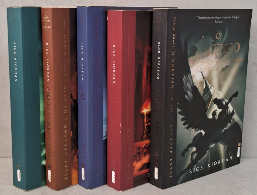 Percy Jackson 5 Vols Rr 2 – Sebo & Livraria Descubra a coleção Percy Jackson e os Olimpianos com 5 livros de Rick Riordan, uma jornada cheia de mitologia grega, fantasia, ação e aventuras épicas.